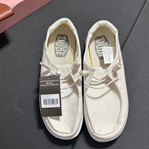 Hey Dude shoes new cream